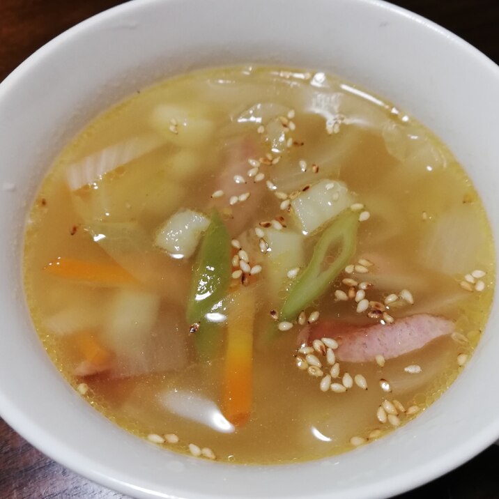 野菜たっぷり中華風スープ